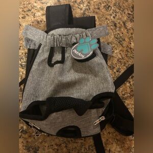 Gray Pet Carrier Backpack - SIZE XS/S